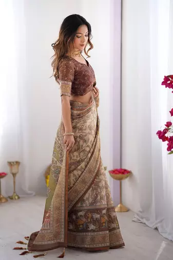 Women   s handloom cotton saree     floral printed with attached blouse & tassels