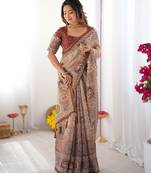 Festive ready handloom cotton saree with floral artwork & matching blouse