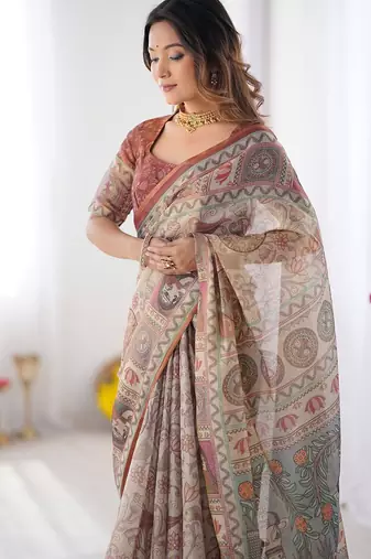Festive ready handloom cotton saree with floral artwork & matching blouse