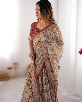 Traditional handloom cotton floral saree with matching blouse & tassel detailing 2