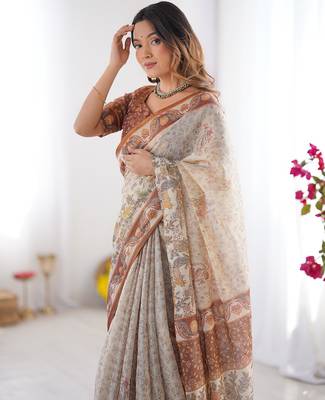 Graceful handloom cotton saree with artistic floral print & tassels 2