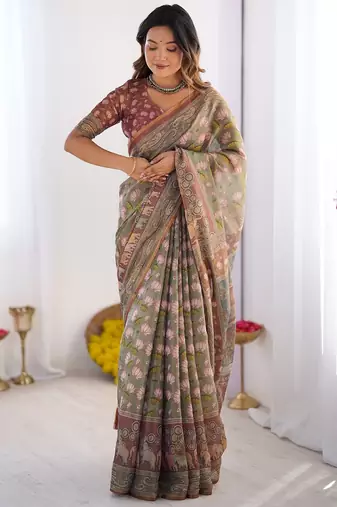 Pastel floral handloom cotton saree with pallu tassels & blouse piece