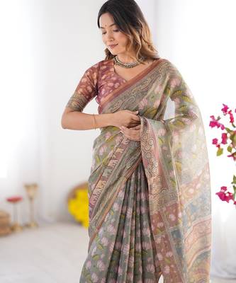Pastel floral handloom cotton saree with pallu tassels & blouse piece 2
