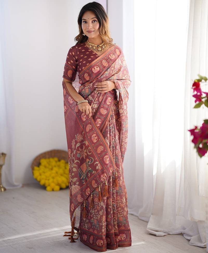 Women   s handloom cotton saree     floral printed with attached blouse & tassels