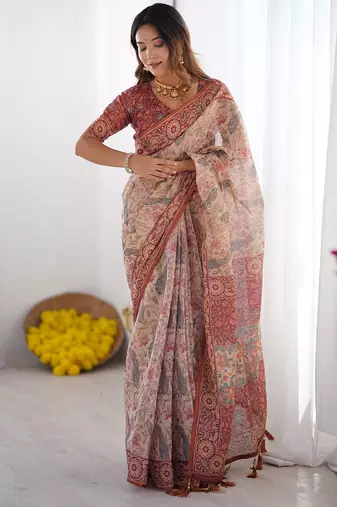 Elegant handloom cotton saree with floral print & tassel edges – 5.5m + 0.8m blouse