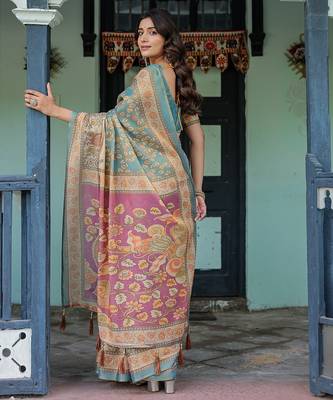 Pure cotton handloom saree with floral print and designer tassels 5