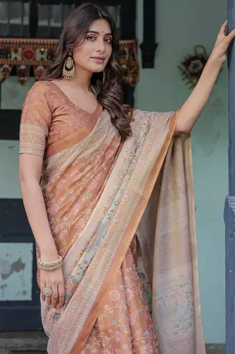 Floral printed cotton saree in handloom weave with blouse piece     5.5m