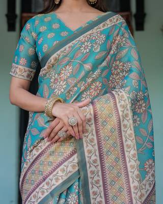 Traditional handloom cotton floral saree with matching blouse & tassel detailing 2
