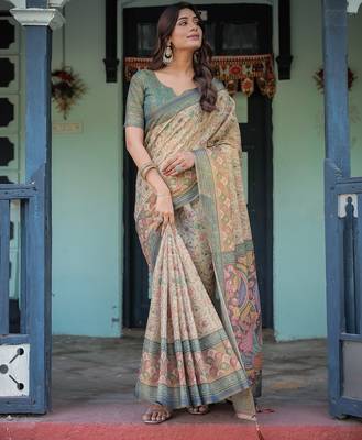 Soft handloom cotton floral saree with tassels     includes 0.8m blouse 3