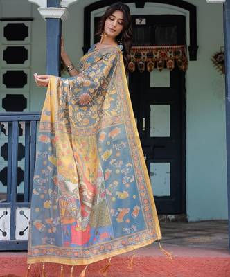 Cotton cotton blend handloom saree with floral motif and tassel border 5
