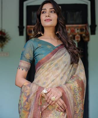 Soft handloom cotton floral saree with tassels     includes 0.8m blouse 5