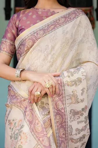 Designer floral print handloom cotton saree with tassel pallu & blouse