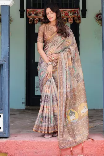 Pastel floral handloom cotton saree with pallu tassels & blouse piece