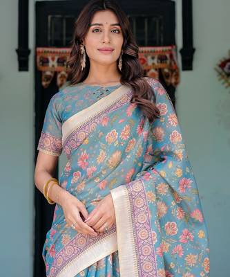 Women   s handloom cotton saree     floral printed with attached blouse & tassels 5