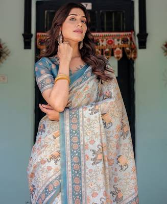 Premium floral print handloom cotton saree with pallu tassels     5.5m 2