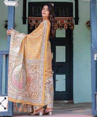 Soft handloom cotton saree with multicolor floral print and tassel edges 5