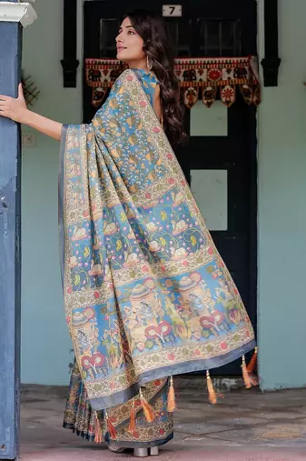Handloom cotton floral printed saree with tassels & attached blouse     5.5m