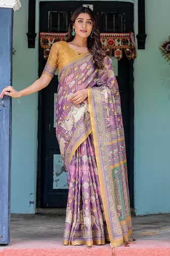 Floral printed cotton saree in handloom weave with blouse piece     5.5m