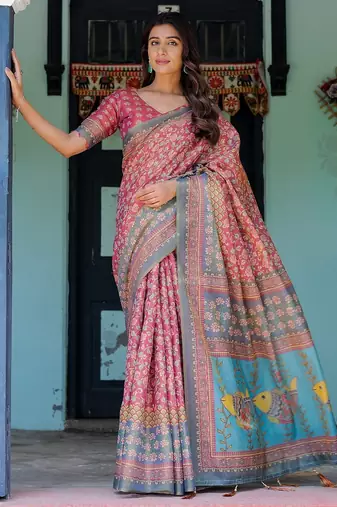 Traditional handloom cotton floral saree with matching blouse & tassel detailing