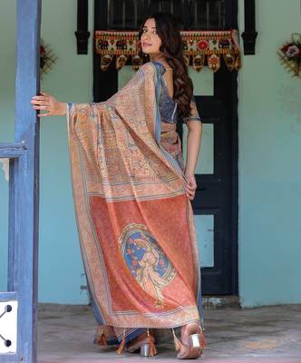 Designer floral print handloom cotton saree with tassel pallu & blouse 3