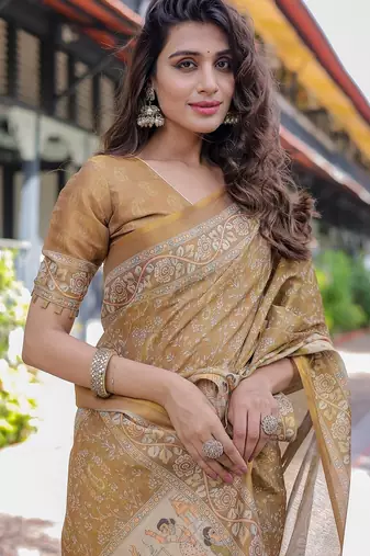 Stylish cotton handloom saree with floral digital print and tassels     5.5m + 0.8m