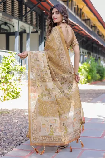 Stylish cotton handloom saree with floral digital print and tassels     5.5m + 0.8m