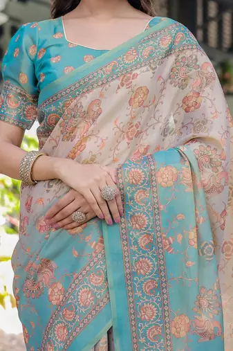 Festive ready handloom cotton saree with floral artwork & matching blouse