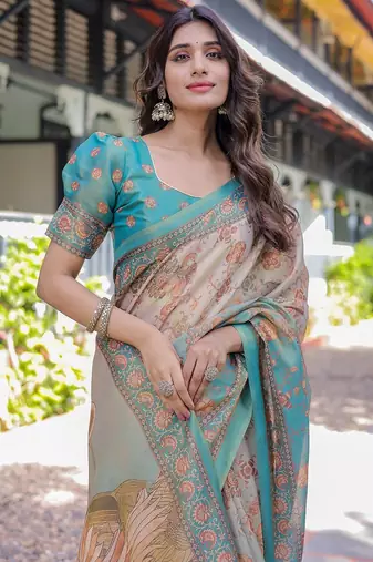 Festive ready handloom cotton saree with floral artwork & matching blouse