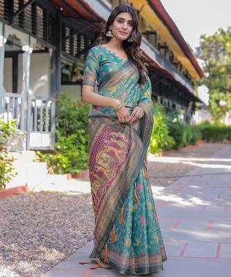 Pure cotton handloom saree with floral print and designer tassels 3