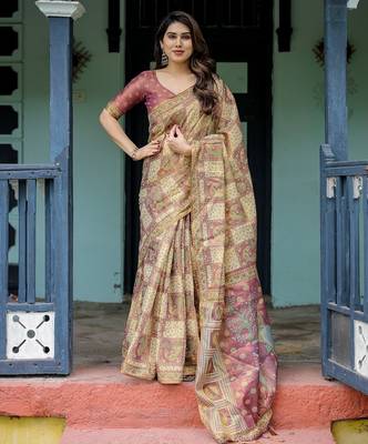 Soft handloom cotton floral saree with tassels     includes 0.8m blouse 3