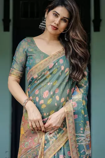 Graceful handloom cotton saree with artistic floral print & tassels