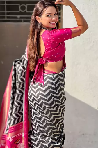 Black contrast woven ikat pattern with zari pallu work silk blend  