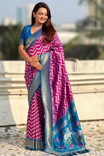 Pink contrast woven ikat patpirn with zari pallu work silk blend  