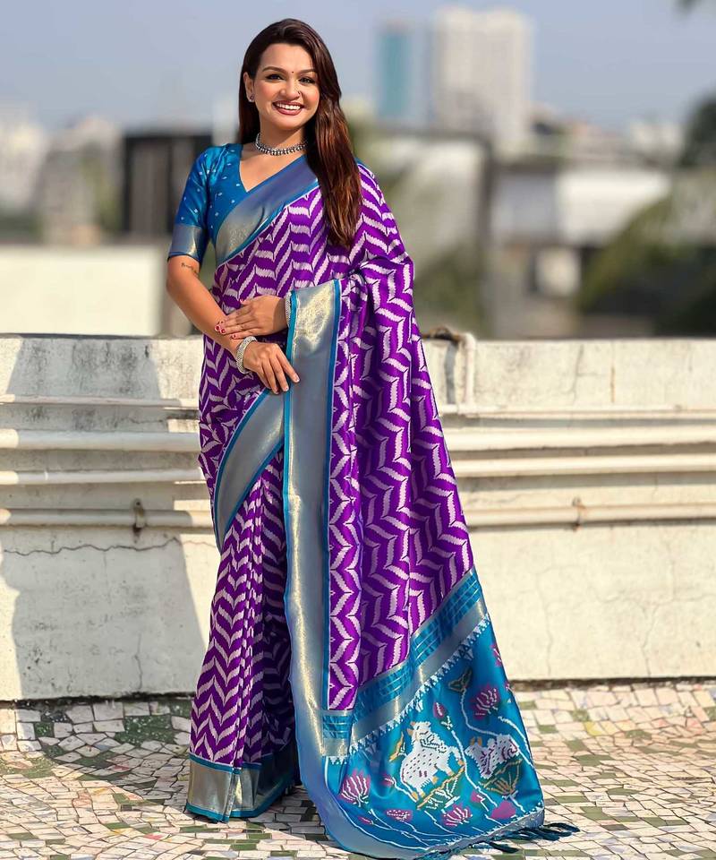 Purple contrast woven ikat patpurn with zari pallu work silk blend  