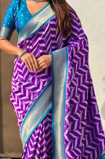 Purple contrast woven ikat patpurn with zari pallu work silk blend  
