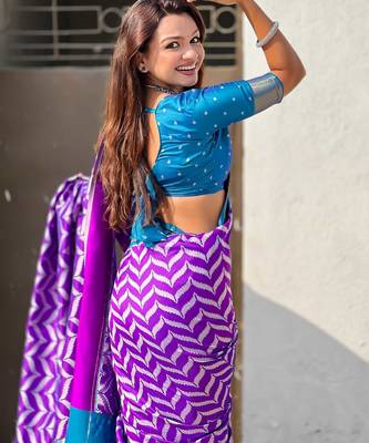 Purple contrast woven ikat patpurn with zari pallu work silk blend   5