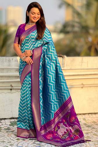 Blue contrast woven ikat patblrn with zari pallu work silk blend  