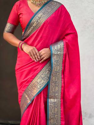 Red contrast woven zari floral border & pallu work  silk blend   5