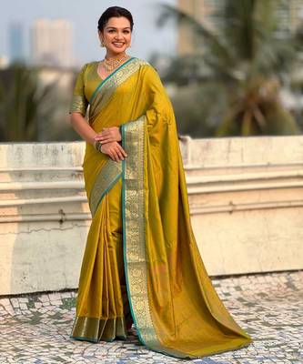 Antique gold contrast woven zari floral border & pallu work  silk blend   1