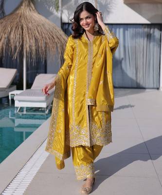 Yellow color silk fabric jari and sequance embroidery work heavy ceremonial attire 4