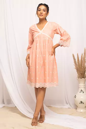 Peach color smart and ethnic kurti for trendy stylish looks
