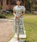 Off white color smart and ethnic kurti for trendy stylish looks