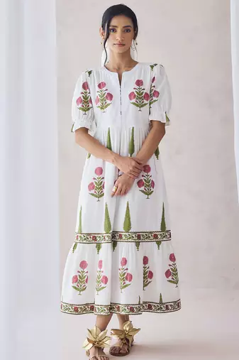 Off white color smart and ethnic kurti for trendy stylish looks