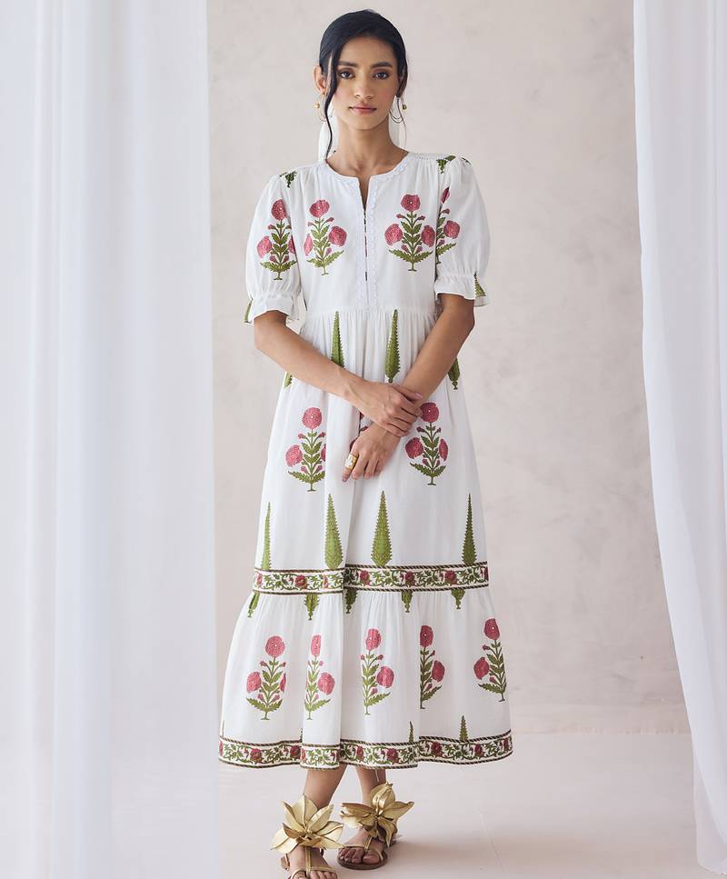Off white color smart and ethnic kurti for trendy stylish looks