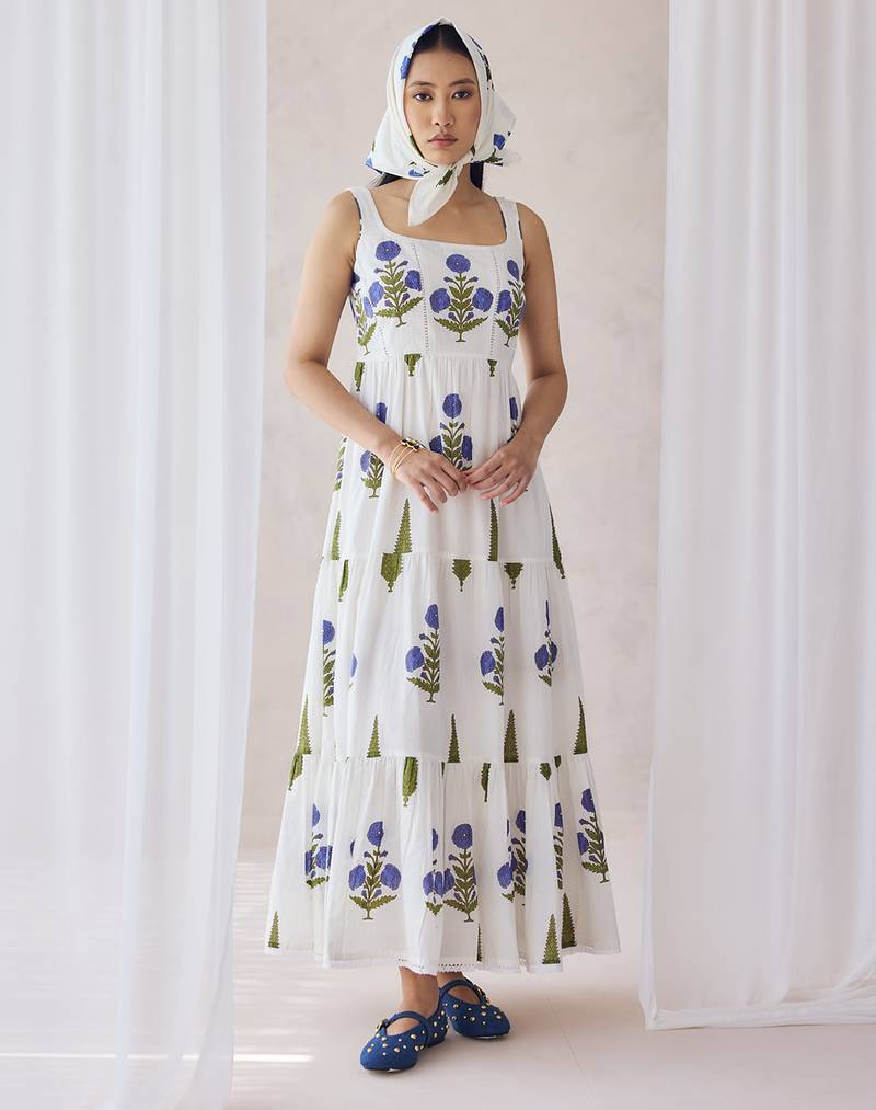 Off white color smart and ethnic kurti for trendy stylish looks