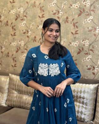WOMEN PURE COTTON EMBROIDERY A-LINE KURTA WITH PANT  4