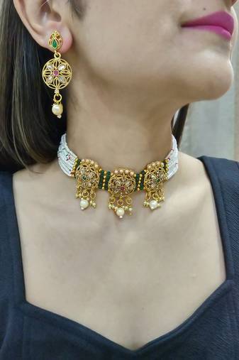 Nikita choker necklace set