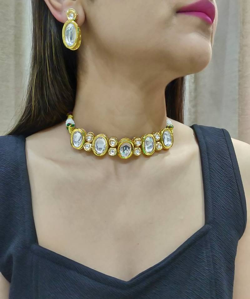 Gunjan kundan choker set with maangtika