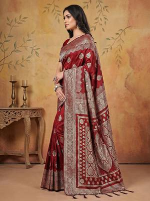 Maroon silk blend woven ethnic sophisticated saree 3