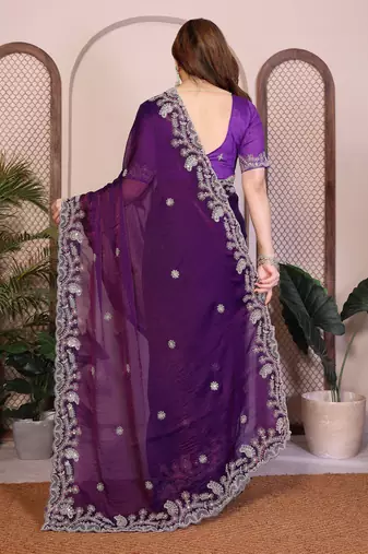 Purple chiffon saree classy looks